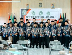 SERAH TERIMA AMANAH (Kepala Madrasah Aliyah, Tsanawiyah dan Diniyah Hidayatullah) Yayasan Pendidikan Pesantren Islam Salafiyah Abu Zairi